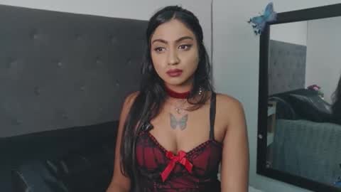 Snapshot of delilah_blazee chatting on June 2026 04:51:02 PM Delilah Blaze online show from June 2026 04:51:02 PM