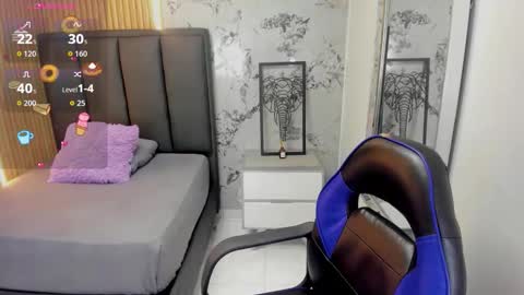 delilaquinn online show from December 2025 12:21:02 PM