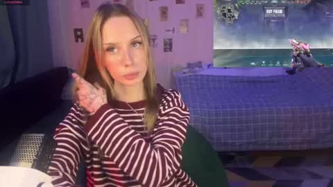 Della online show from April 2026 05:30:01 PM