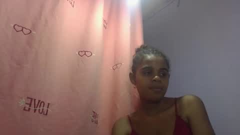 Snapshot of delphineee chatting on April 2026 08:21:02 AM delphine online show from April 2026 08:21:02 AM