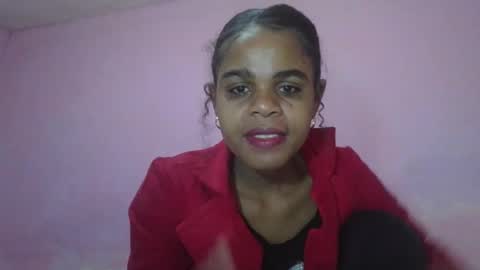 Snapshot of delphineee chatting on April 2026 11:51:01 PM delphine online show from April 2026 11:51:01 PM