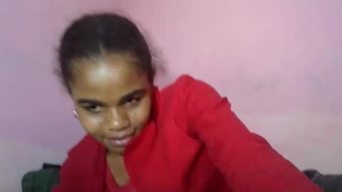 Snapshot of delphineee chatting on May 2026 06:58:01 PM delphine online show from May 2026 06:58:01 PM