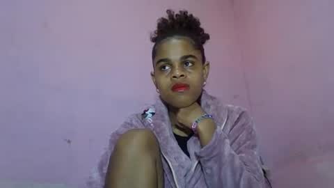 Snapshot of delphineee chatting on May 2026 03:59:01 AM delphine online show from May 2026 03:59:01 AM