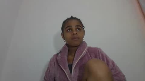 Snapshot of delphineee chatting on June 2026 12:51:02 PM delphine online show from June 2026 12:51:02 PM