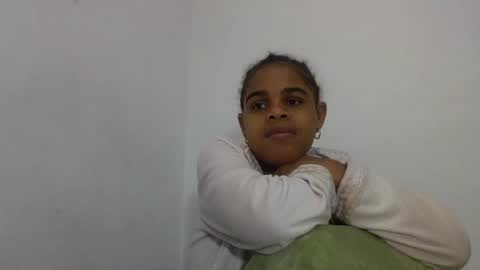 delphine online show from July 2026 07:23:02 AM