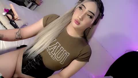 Chesca online show from November 2025 09:37:02 AM