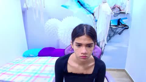 Snapshot of demi_leed chatting on October 2025 11:06:02 AM DEMI online show from October 2025 11:06:02 AM