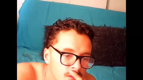 Snapshot of demian_lulu chatting on October 2025 07:08:01 PM demian_lulu online show from October 2025 07:08:01 PM