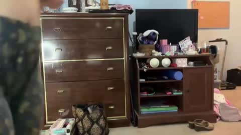 demi xc online show from January 2026 09:33:01 AM