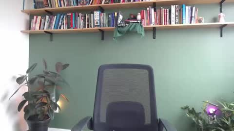 demmetria online show from November 2025 06:24:02 PM