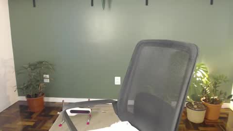 demmetria online show from March 2026 05:39:01 PM