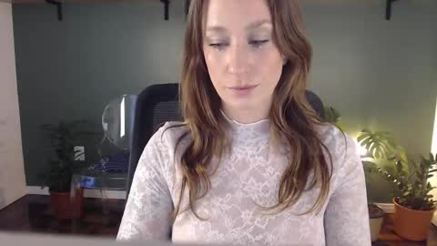 demmetria online show from April 2026 05:46:02 PM