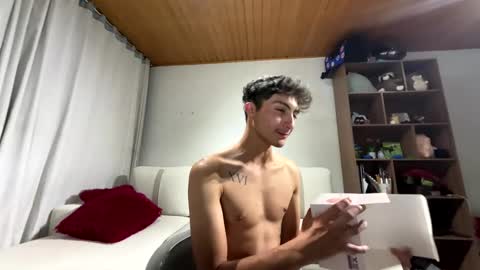 Demon online show from January 2025 02:01:01 AM