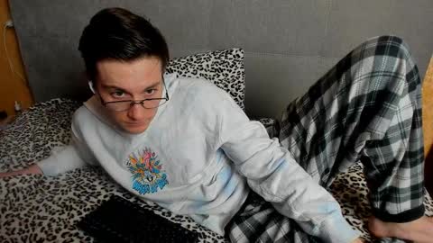 Snapshot of deni_boy99 chatting on March 2026 07:14:01 PM Deni online show from March 2026 07:14:01 PM