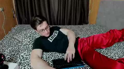 Snapshot of deni_boy99 chatting on April 2026 06:25:02 PM Deni online show from April 2026 06:25:02 PM