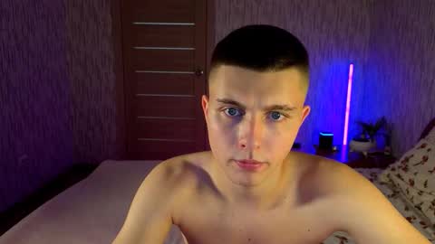 Denis online show from October 2025 05:29:01 AM