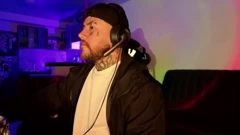 Oliver online show from February 2026 04:11:01 AM