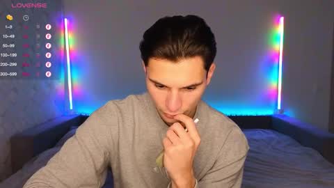 Den online show from November 2025 12:48:01 PM