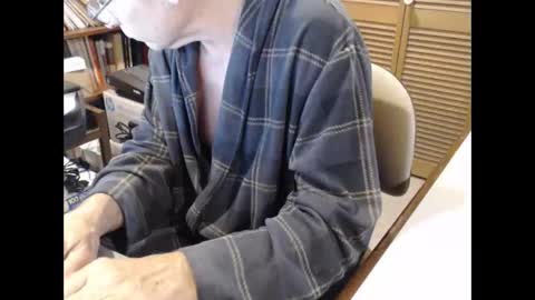 Snapshot of denn_jett chatting on January 2025 10:32:01 AM Den Jet online show from January 2025 10:32:01 AM