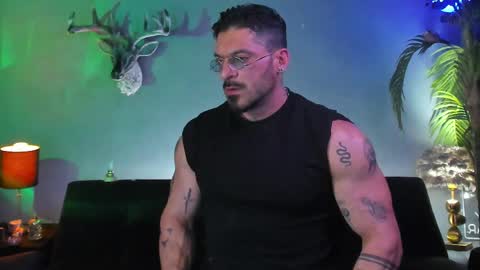 Snapshot of dennis_cox_ chatting on May 2026 06:08:02 AM dennis_cox_ online show from May 2026 06:08:02 AM