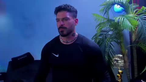 dennis_cox_ online show from July 2026 10:04:01 PM