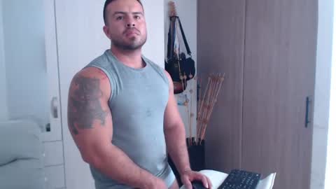 Snapshot of derek_group chatting on July 2026 01:59:01 PM Derek online show from July 2026 01:59:01 PM