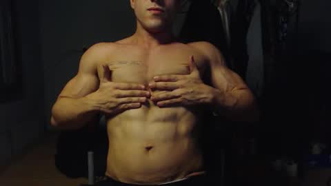 Snapshot of derekhuge chatting on November 2025 03:49:01 AM derekhuge online show from November 2025 03:49:01 AM