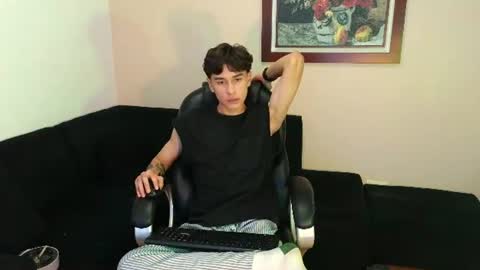 Derek online show from June 2026 10:41:01 PM