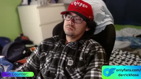 Snapshot of derrick_hose chatting on May 2026 03:00:01 AM Derrick Hose online show from May 2026 03:00:01 AM