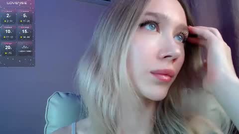 Ari online show from November 2025 05:17:01 PM