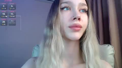 Snapshot of des_ch chatting on May 2026 05:09:02 PM Ari online show from May 2026 05:09:02 PM