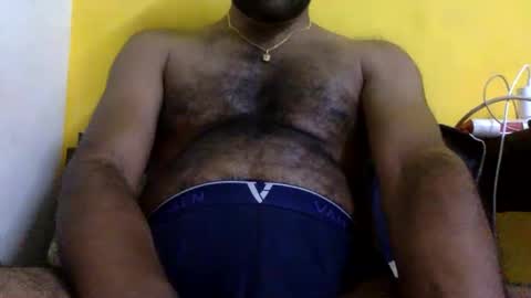 Snapshot of desi_suckable chatting on January 2025 06:48:01 PM desisuckable online show from January 2025 06:48:01 PM