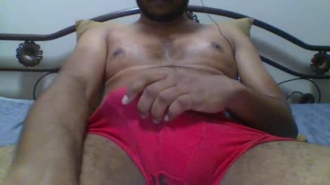 Snapshot of desidaddy_629 chatting on October 2025 04:40:02 PM Daddy online show from October 2025 04:40:02 PM