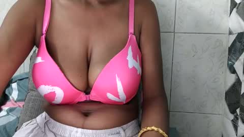 Snapshot of desiprincessaga chatting on October 2025 04:02:02 AM desiprincessaga online show from October 2025 04:02:02 AM