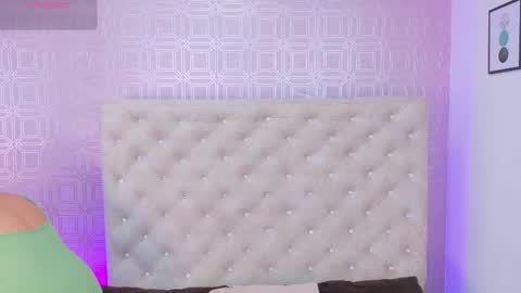 Snapshot of desire_sara chatting on October 2025 11:50:02 AM Sara Desire online show from October 2025 11:50:02 AM