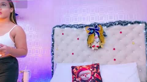 Sara Desire online show from December 2025 12:25:01 PM