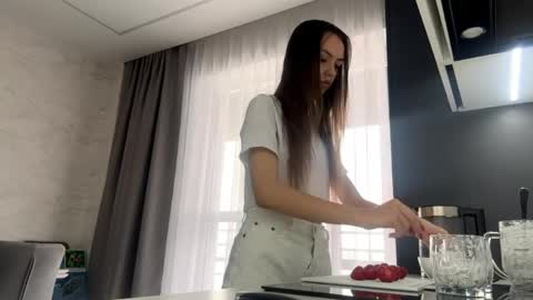 Ksenia online show from May 2026 02:50:01 AM