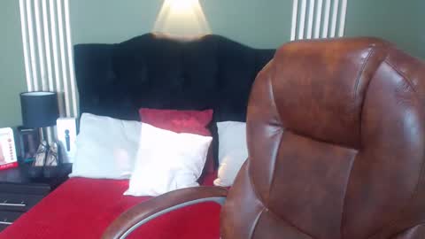 Snapshot of desiring__angel chatting on January 2025 02:51:02 PM Desiring Angel online show from January 2025 02:51:02 PM