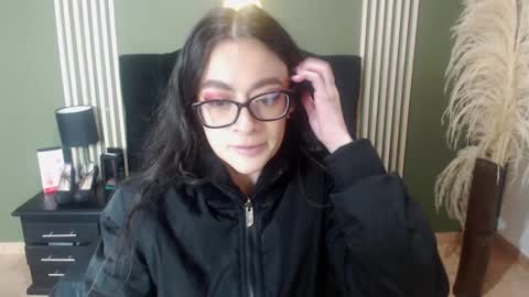 Snapshot of desiring__angel chatting on January 2025 11:56:01 AM Desiring Angel online show from January 2025 11:56:01 AM