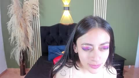 Snapshot of desiring__angel chatting on February 2025 05:48:02 PM Desiring Angel online show from February 2025 05:48:02 PM