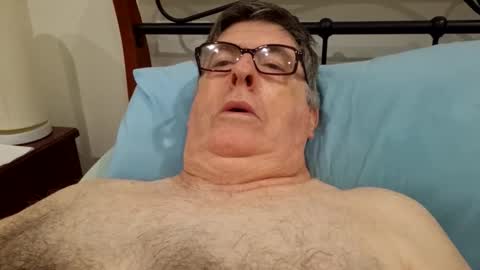 Desmon1958 online show from March 2026 08:21:02 PM