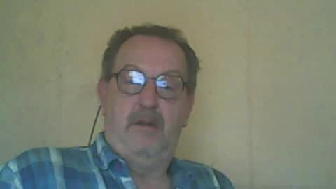 Snapshot of destelp chatting on July 2026 03:07:02 PM destelp online show from July 2026 03:07:02 PM
