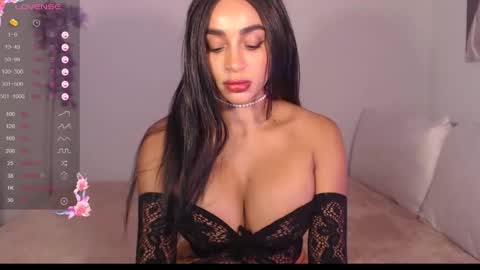 Destinne Mill online show from March 2026 11:57:01 AM