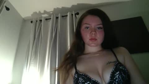 Snapshot of destiny4real88 chatting on October 2025 02:04:02 AM destiny4real88 online show from October 2025 02:04:02 AM