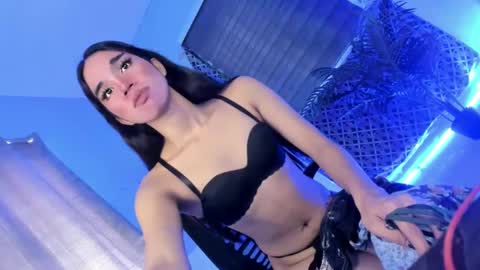 Snapshot of destinyrosexxx chatting on February 2025 01:02:01 AM Chelsea online show from February 2025 01:02:01 AM