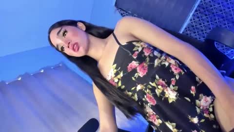 Snapshot of destinyrosexxx chatting on February 2025 07:49:01 AM Chelsea online show from February 2025 07:49:01 AM