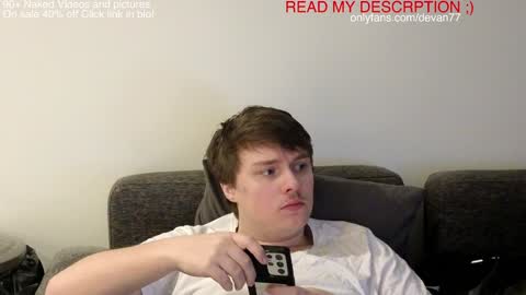 Snapshot of devantheplug chatting on December 2024 12:41:02 AM Devan online show from December 2024 12:41:02 AM