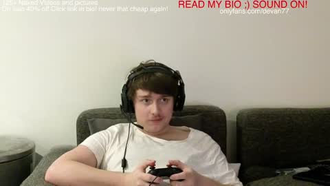 Snapshot of devantheplug chatting on December 2024 07:26:02 AM Devan online show from December 2024 07:26:02 AM