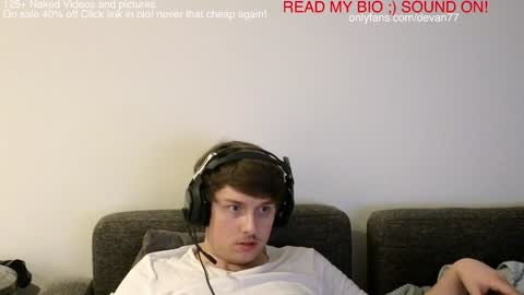 Snapshot of devantheplug chatting on January 2025 11:22:01 AM Devan online show from January 2025 11:22:01 AM