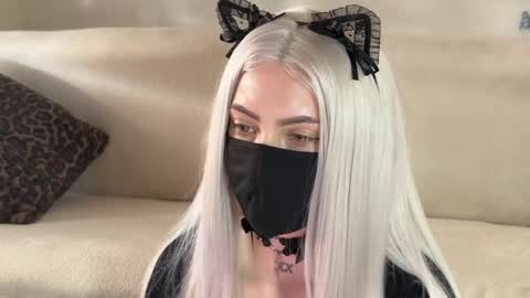 Devil online show from March 2026 12:33:01 PM